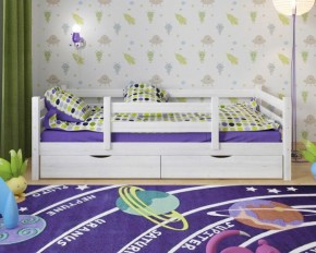 Детская кровать из массива березы Соня-5 (Белый/Лак) в Первоуральске - pervouralsk.mebel-74.com | фото